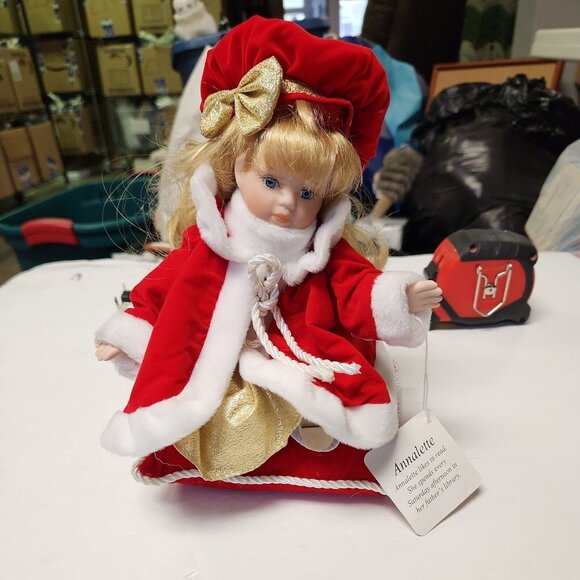 Christmas Vintage Annalette Classic Treasures Musical Animated Porcelain Doll - Picture 1 of 5